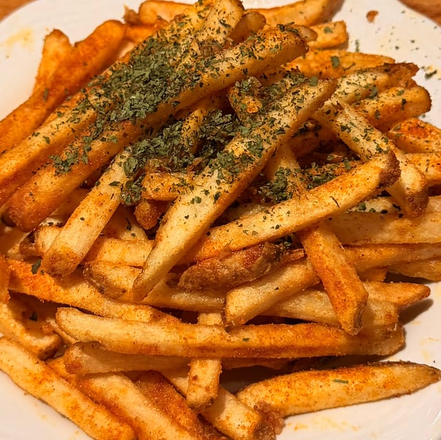 Cajun Garlic Fries.